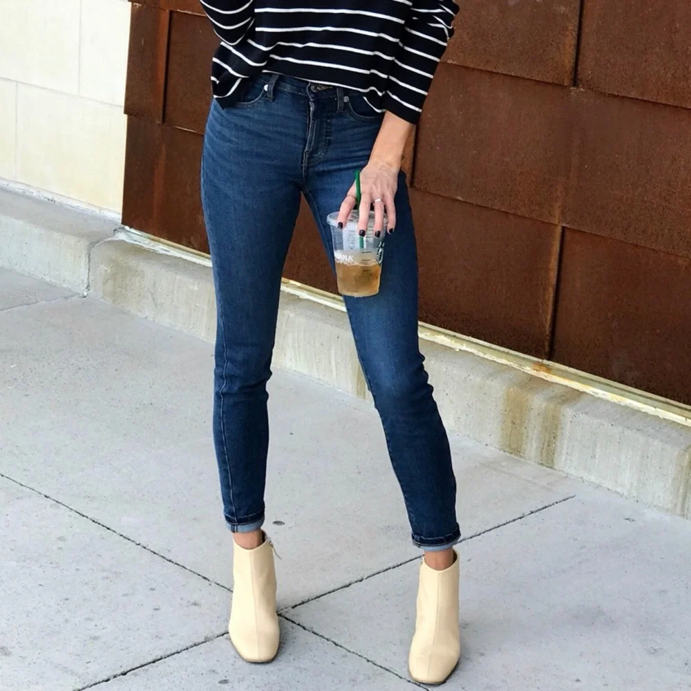 Everlane Blue Stretch Mid-Rise Skinny Jeans size 27